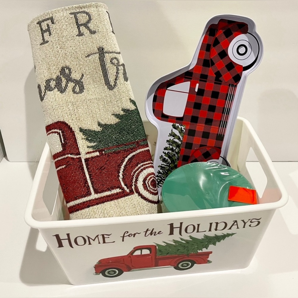 HUGE Farmhouse Style Holiday Decor Bundle NWT